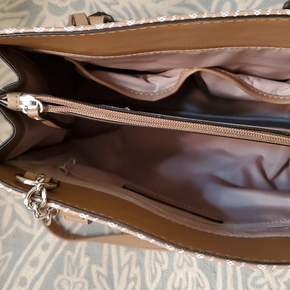 Nine West taupe and cream cross body satchel bag carried once - Picture 8 of 12